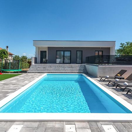 3 Bedroom Beautiful Home In Rastane Donje Donje Rastane Exterior foto